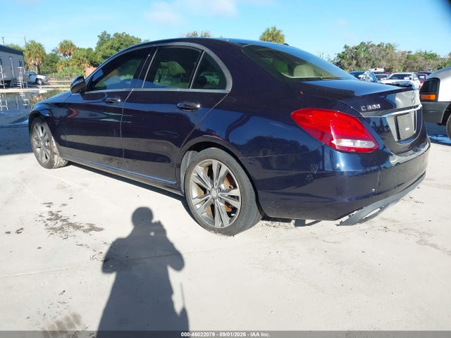 46022079 :رقم المزاد ، 55SWF4JB7FU050483 vin ، 2015 Mercedes-benz C 300 مزاد بيع