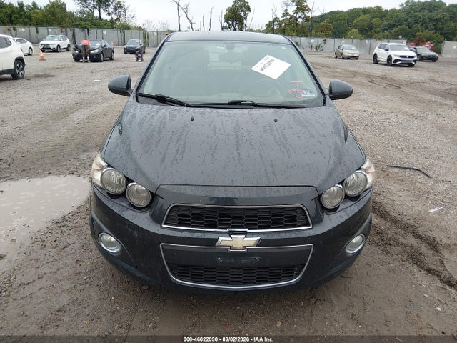 46022090 :رقم المزاد ، 1G1JE5SB6F4101491 vin ، 2015 Chevrolet Sonic Ltz Auto مزاد بيع
