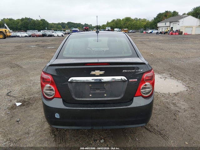 46022090 :رقم المزاد ، 1G1JE5SB6F4101491 vin ، 2015 Chevrolet Sonic Ltz Auto مزاد بيع