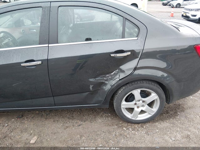 46022090 :رقم المزاد ، 1G1JE5SB6F4101491 vin ، 2015 Chevrolet Sonic Ltz Auto مزاد بيع