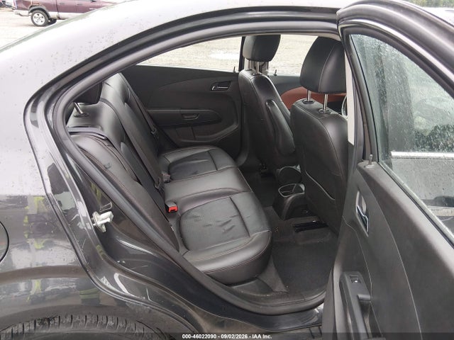 46022090 :رقم المزاد ، 1G1JE5SB6F4101491 vin ، 2015 Chevrolet Sonic Ltz Auto مزاد بيع