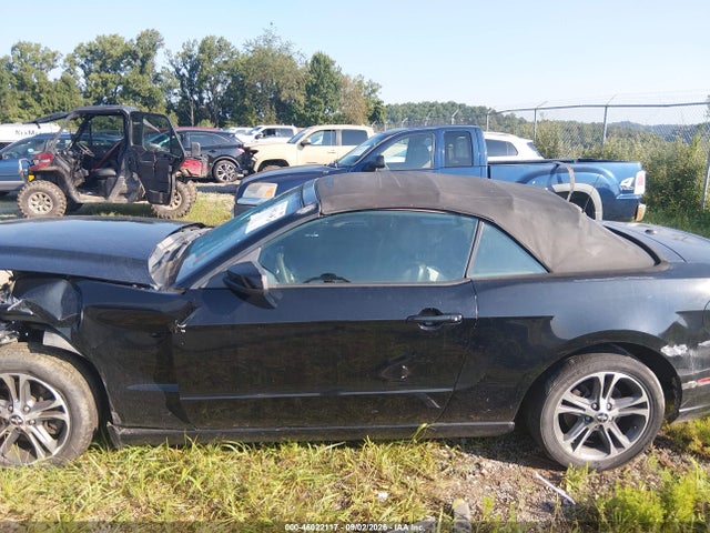 Продажа на аукционе авто 2014 Ford Mustang V6 Premium, vin: 1ZVBP8EM3E5266358, номер лота: 46022117