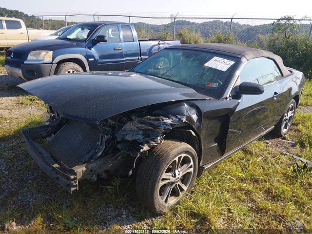 Продажа на аукционе авто 2014 Ford Mustang V6 Premium, vin: 1ZVBP8EM3E5266358, номер лота: 46022117
