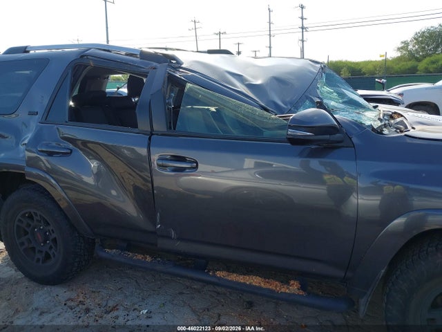 Toyota 4runner Sr5 Premium 2020 JTEZU5JR5L5225488 Image 14