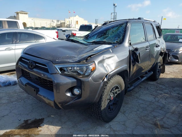 Toyota 4runner Sr5 Premium 2020 JTEZU5JR5L5225488 Image 2