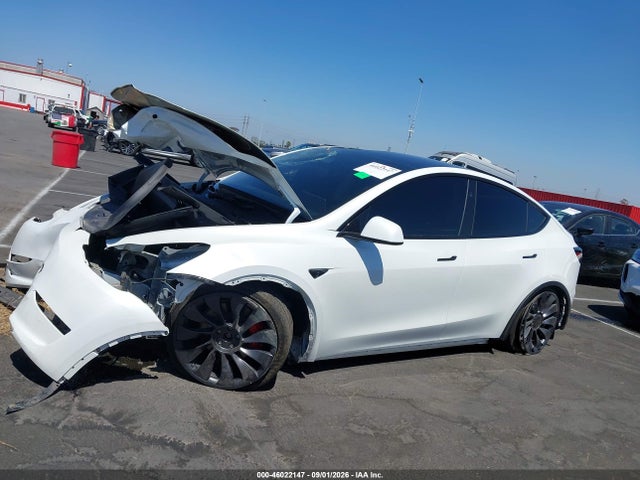 7SAYGDEF3SF267403 Tesla Model Y Performance Dual Motor All-wheel Drive