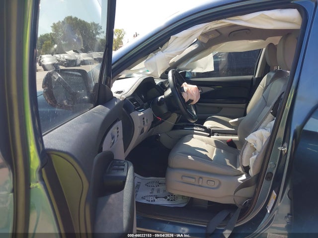 Продажа на аукционе авто 2020 Honda Pilot Awd Touring 7 Passenger, vin: 5FNYF6H67LB010141, номер лота: 46022153