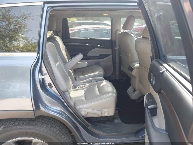 Продаж на аукціоні авто 2015 Toyota Highlander Limited Platinum V6, vin: 5TDDKRFH0FS097087, номер лоту: 46022179