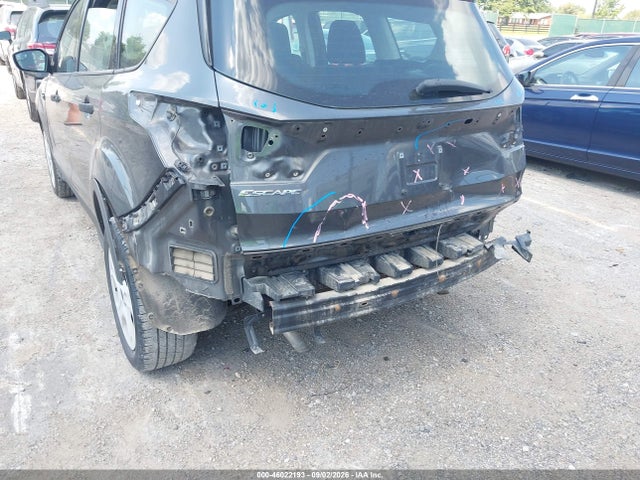 Продаж на аукціоні авто 2018 Ford Escape S, vin: 1FMCU0F74JUA19677, номер лоту: 46022193