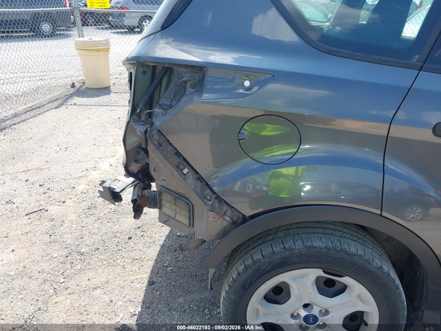 Продаж на аукціоні авто 2018 Ford Escape S, vin: 1FMCU0F74JUA19677, номер лоту: 46022193