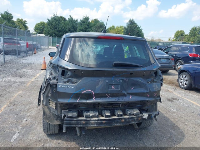Продаж на аукціоні авто 2018 Ford Escape S, vin: 1FMCU0F74JUA19677, номер лоту: 46022193
