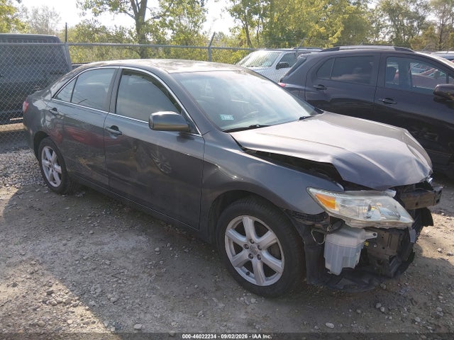 46022234 :رقم المزاد ، 4T4BF3EK0BR109154 vin ، 2011 Toyota Camry Le مزاد بيع