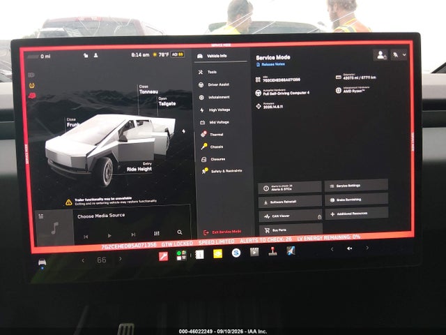 46022249 :رقم المزاد ، 7G2CEHED8SA071356 vin ، 2025 Tesla Cybertruck All-wheel Drive مزاد بيع