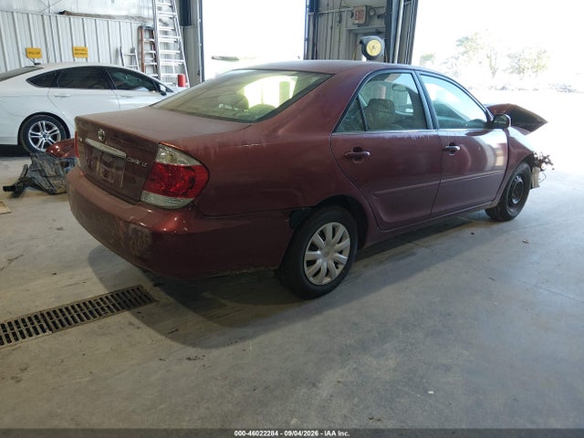 2005 Toyota Camry Le მანქანა იყიდება აუქციონზე, vin: 4T1BE32K15U103353, აუქციონის ნომერი: 46022284