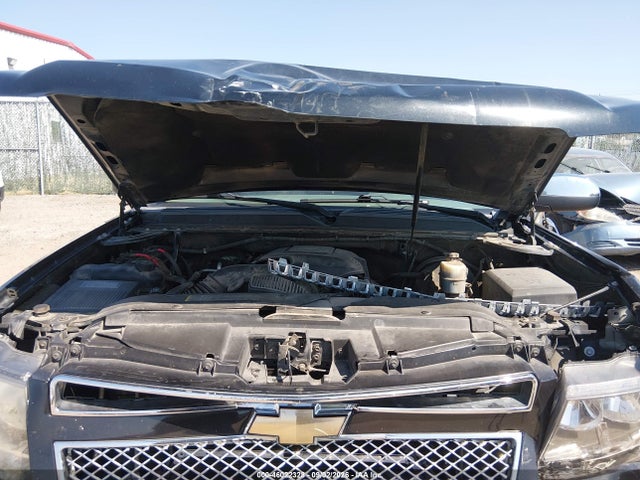 2010 Chevrolet Tahoe Ltz მანქანა იყიდება აუქციონზე, vin: 1GNUKCE01AR203148, აუქციონის ნომერი: 46022328