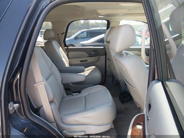 2010 Chevrolet Tahoe Ltz მანქანა იყიდება აუქციონზე, vin: 1GNUKCE01AR203148, აუქციონის ნომერი: 46022328