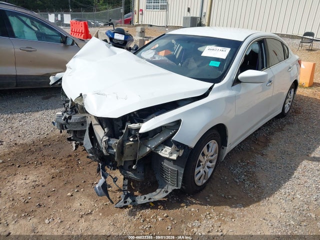 Nissan Altima 2.5 S 2016 1N4AL3AP1GN389680 Image 2