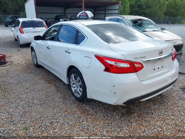 Nissan Altima 2.5 S 2016 1N4AL3AP1GN389680 Image 3