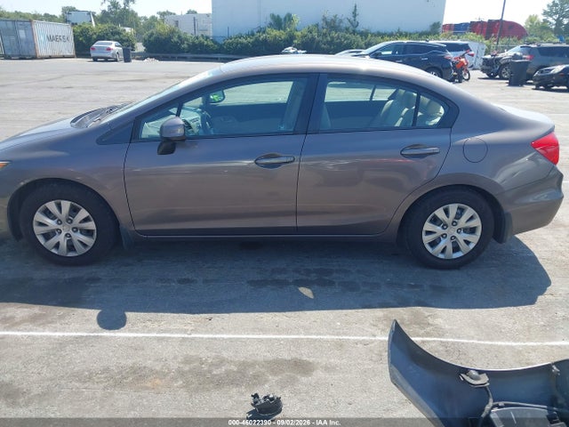 2012 Honda Civic Lx მანქანა იყიდება აუქციონზე, vin: 2HGFB2F58CH524548, აუქციონის ნომერი: 46022390