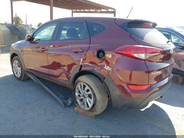 KM8J23A4XHU528341 Hyundai TUCSON SE