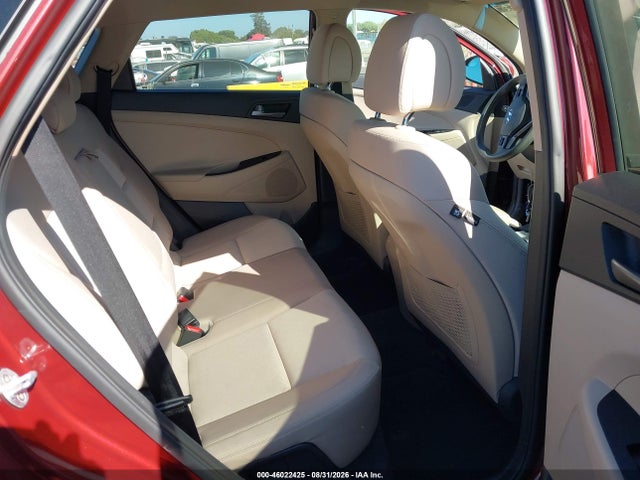 KM8J23A4XHU528341 Hyundai TUCSON SE