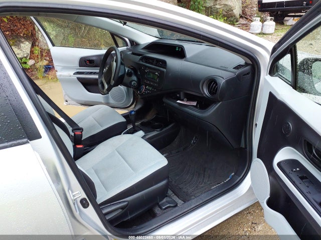 2012 Toyota Prius C One მანქანა იყიდება აუქციონზე, vin: JTDKDTB34C1503079, აუქციონის ნომერი: 46022460