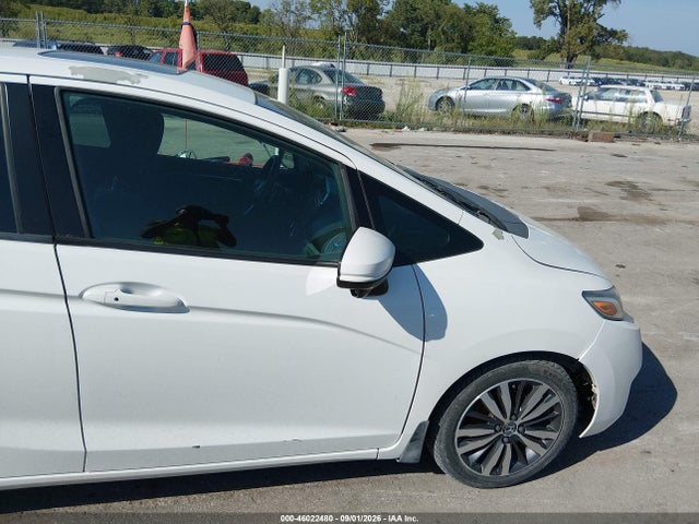 46022480 :رقم المزاد ، 3HGGK5H88FM765190 vin ، 2015 Honda Fit Ex/exl مزاد بيع
