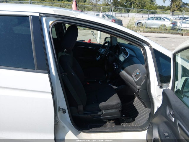 46022480 :رقم المزاد ، 3HGGK5H88FM765190 vin ، 2015 Honda Fit Ex/exl مزاد بيع
