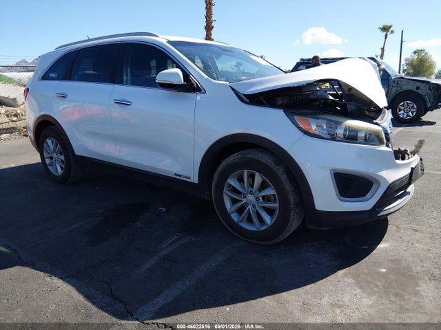 2017 5XYPGDA50HG321117 main image