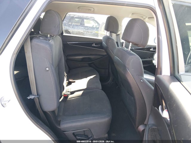 5XYPGDA50HG321117 KIA Sorento 3.3l Lx