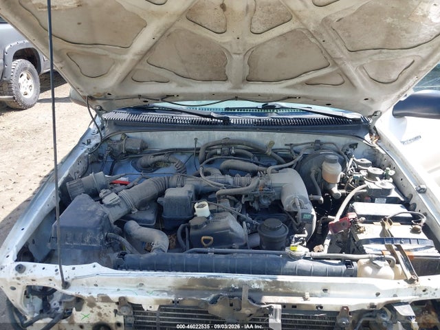 46022535 :رقم المزاد ، 5TEVL52N61Z752905 vin ، 2001 Toyota Tacoma مزاد بيع