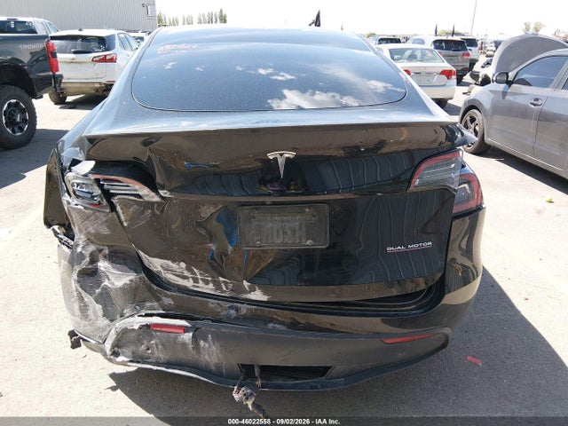 46022558 :رقم المزاد ، 7SAYGDEF3NF395869 vin ، 2022 Tesla Model Y Performance Dual Motor All-wheel Drive مزاد بيع