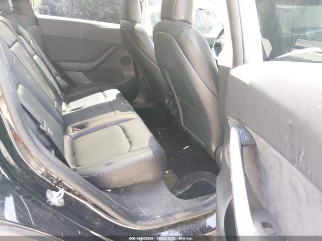 46022558 :رقم المزاد ، 7SAYGDEF3NF395869 vin ، 2022 Tesla Model Y Performance Dual Motor All-wheel Drive مزاد بيع