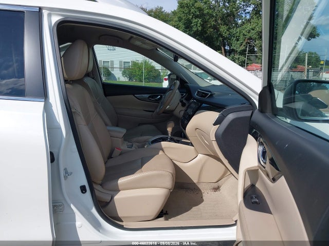 2015 Nissan Rogue Sl მანქანა იყიდება აუქციონზე, vin: 5N1AT2MV7FC865581, აუქციონის ნომერი: 46022616