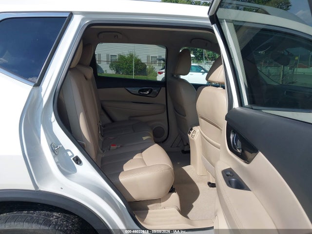 2015 Nissan Rogue Sl მანქანა იყიდება აუქციონზე, vin: 5N1AT2MV7FC865581, აუქციონის ნომერი: 46022616