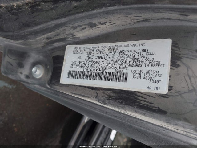 2004 Toyota Tundra Sr5 V8 მანქანა იყიდება აუქციონზე, vin: 5TBBT441X4S448851, აუქციონის ნომერი: 46022636