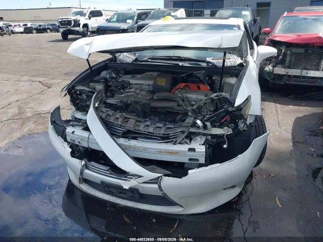 46022650 :رقم المزاد ، JTHBW1GG0E2068261 vin ، 2014 Lexus Es 300h مزاد بيع