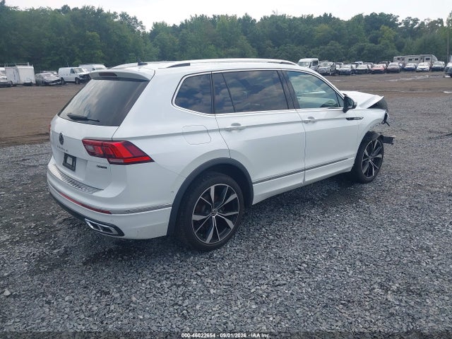 Продажа на аукционе авто 2022 Volkswagen Tiguan 2.0t Sel R-line, vin: 3VV4B7AX4NM064371, номер лота: 46022654