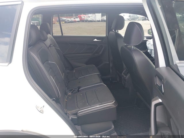 Продажа на аукционе авто 2022 Volkswagen Tiguan 2.0t Sel R-line, vin: 3VV4B7AX4NM064371, номер лота: 46022654