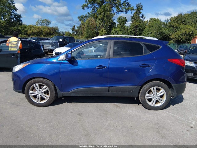 46022661 :رقم المزاد ، KM8JUCAC6BU227140 vin ، 2011 Hyundai Tucson Gls مزاد بيع
