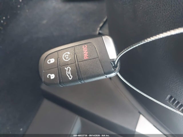 46022738 :رقم المزاد ، 1C6RR7MT7JS109367 vin ، 2018 Ram 1500 Night  4x4 5'7 Box مزاد بيع
