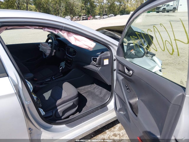 46022779 :رقم المزاد ، KMHC65LC5JU100566 vin ، 2018 Hyundai Ioniq Hybrid Blue مزاد بيع