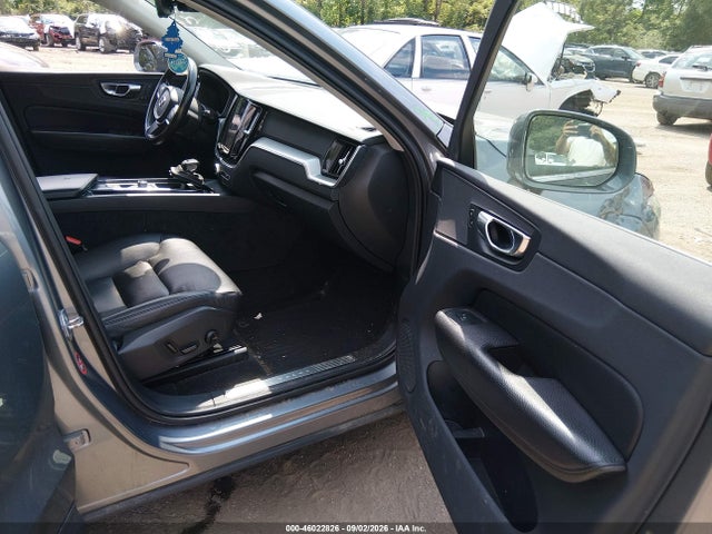Aukcja sprzedaży 2018 Volvo Xc60 T5 Momentum, vin: LYV102RK5JB097365, numer aukcji: 46022826