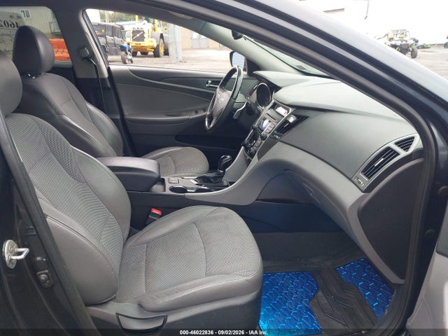 46022836 :رقم المزاد ، 5NPEC4AC8DH613604 vin ، 2013 Hyundai Sonata Se مزاد بيع