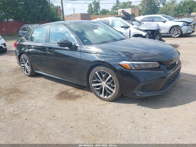 Auction sale of the 2022 Honda Civic Touring, vin: 2HGFE1F95NH321561, lot number: 46022842