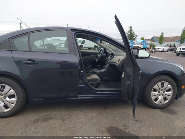46022852 :رقم المزاد ، 1G1PB5SH5F7155273 vin ، 2015 Chevrolet Cruze Ls Manual مزاد بيع