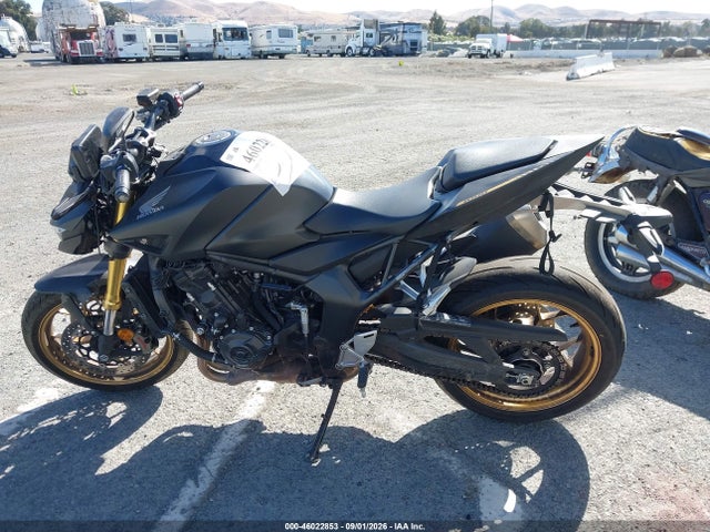 46022853 :رقم المزاد ، JH2SC8610SK000559 vin ، 2025 Honda Cb1000 Sp مزاد بيع