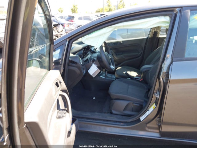 2019 Ford Fiesta Se მანქანა იყიდება აუქციონზე, vin: 3FADP4BJ7KM150171, აუქციონის ნომერი: 46022904