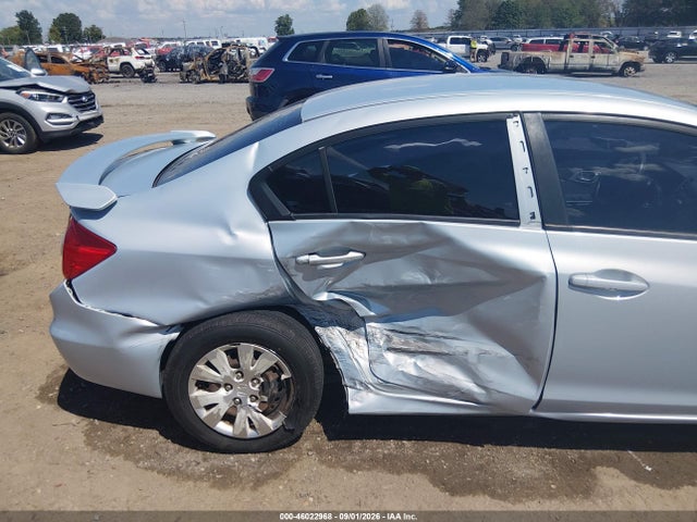 Продаж на аукціоні авто 2012 Honda Civic Lx, vin: 2HGFB2F56CH597529, номер лоту: 46022968