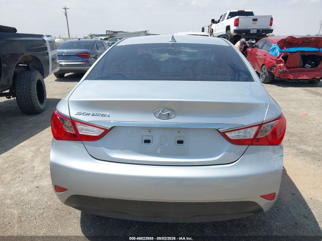 2014 Hyundai Sonata Gls მანქანა იყიდება აუქციონზე, vin: 5NPEB4AC7EH882908, აუქციონის ნომერი: 46022988